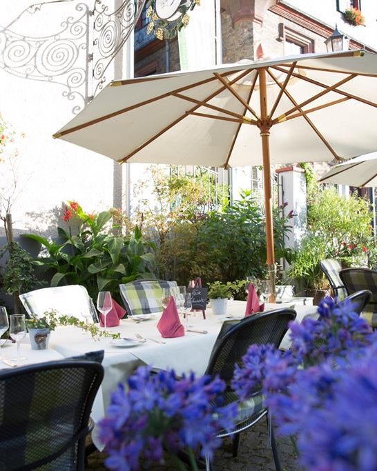 Restaurant-Terrace at Hotel Weinhaus Weiler | © Weinhaus Weiler