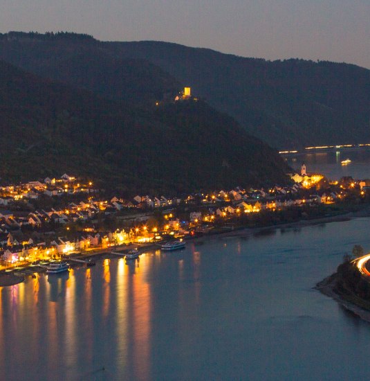 Kamp-Bornhofen bei Nacht | © Henry Tornow