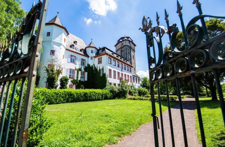 Tor zum Martinsschloss | © Henry Tornow/Romantischer Rhein Tourismus GmbH