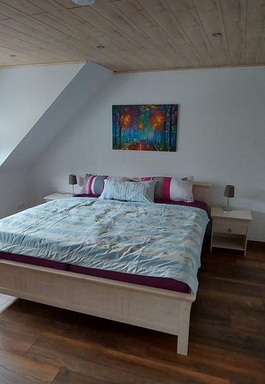 Liebenstein bedroom left side | © Heimes