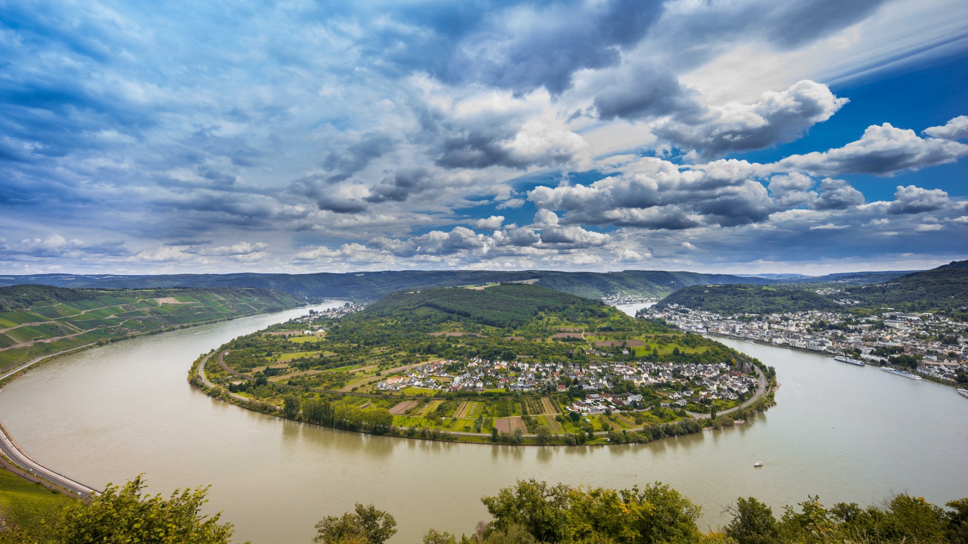 Rheinschleife | © P!EL